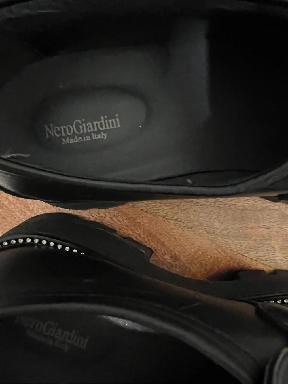 Nero Giardini Black Chunky Chain Loafers. Made in Italy, 100% leather